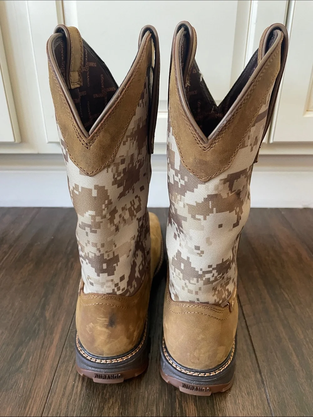 NWT DURANGO Maverick Waterproof Western Boots!